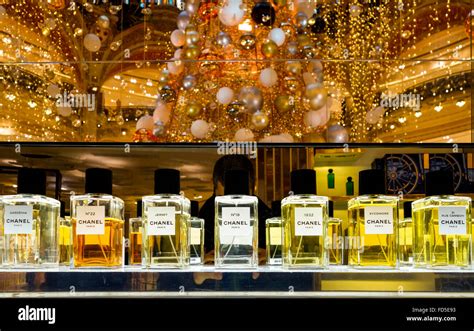 coco chanel perfume shop